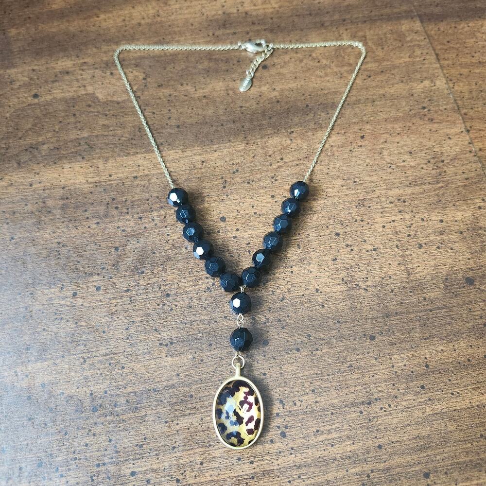 Express Gold Tone Lariat Necklace‎ Black Faceted Beads Leopard Pendant 17.5-19in